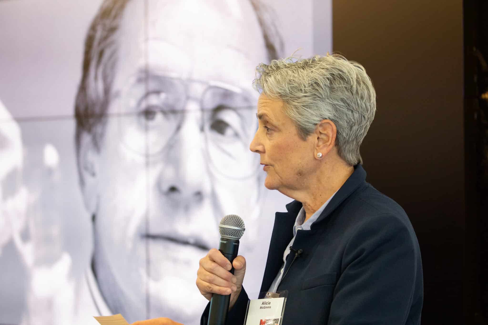 CMU McGinnis Venture Competition – Local leaders pledge assistance to CMU startups early on-ramp to CMU’s $2.7 Billion annual influence on Pittsburgh economy.